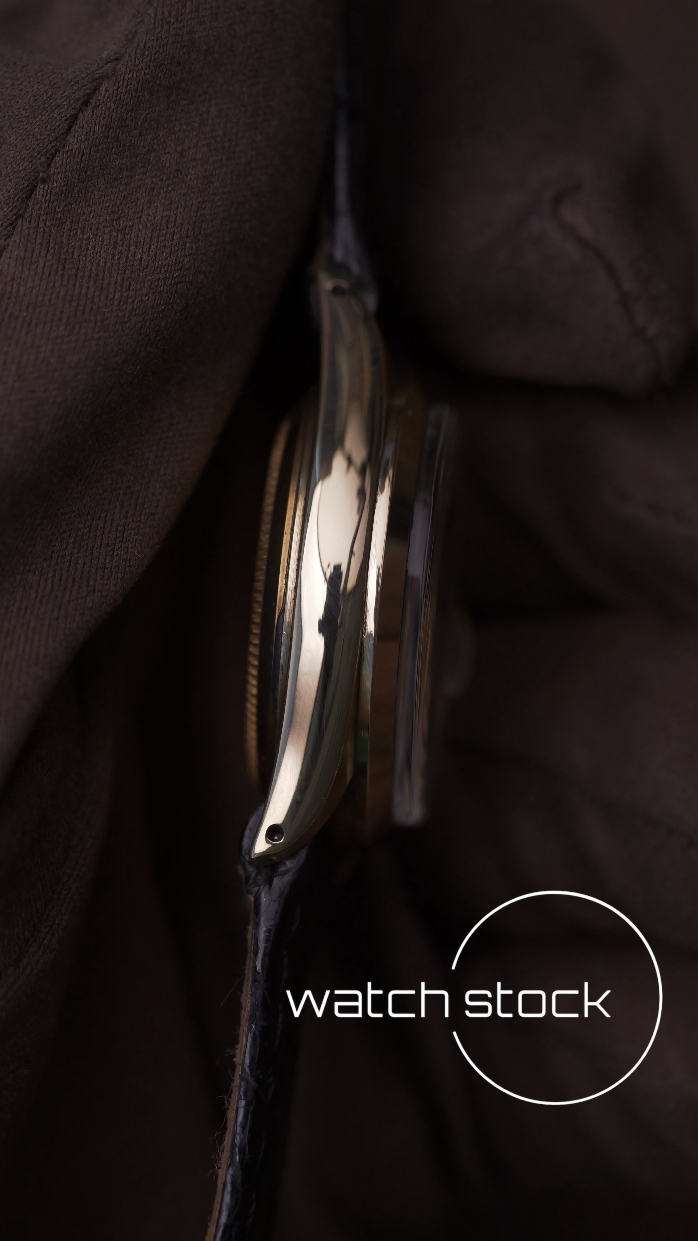 Rolex Date 31mm ref.6624 full gold