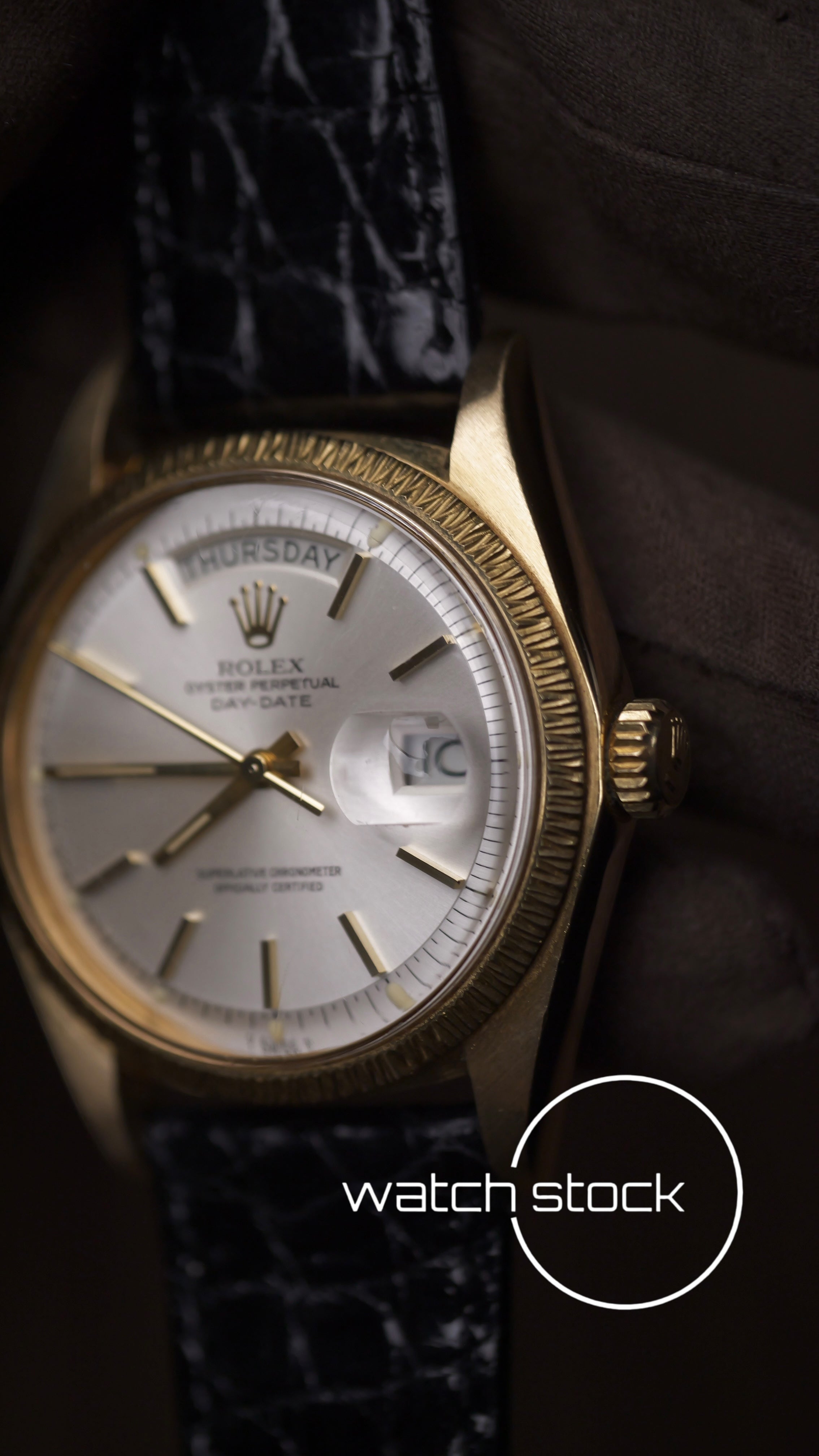 Rolex Day-Date ref. 1807 Bark Bezel 18k Gold