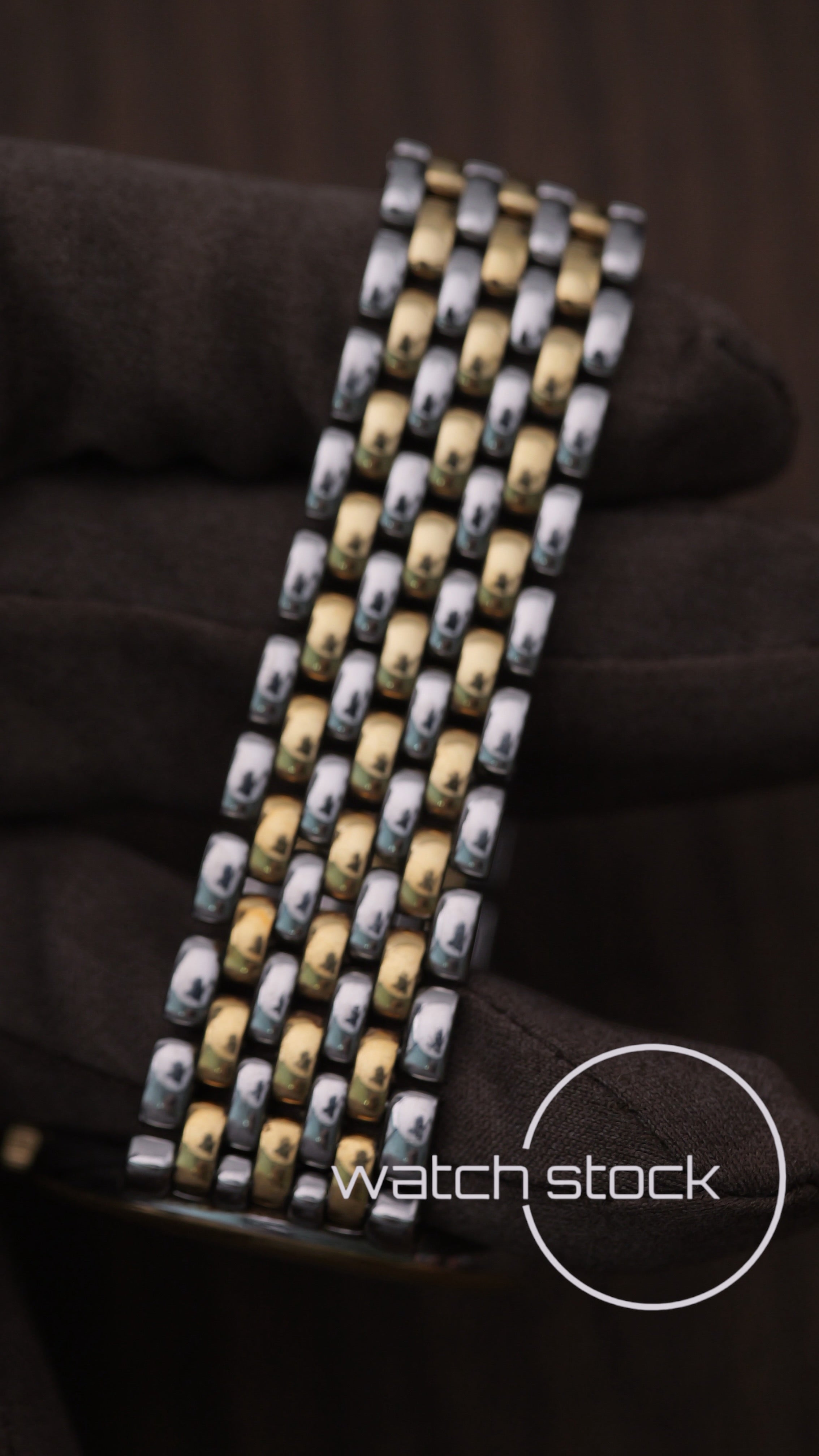 Omega De Ville Quartz
