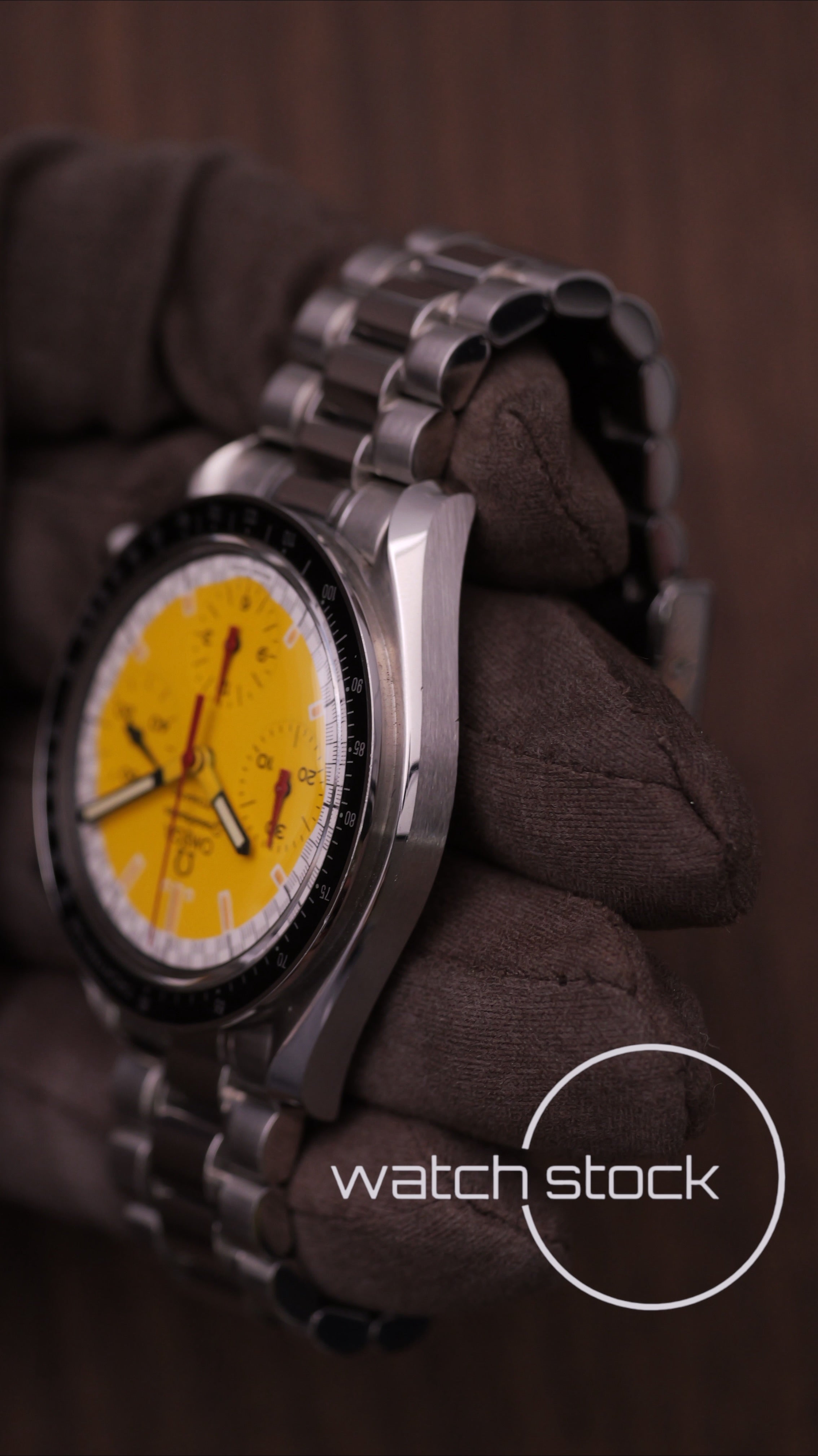 Omega speedmaster Schumacher reduced yellow dial ref. 175.0032 39mm automatic 1995