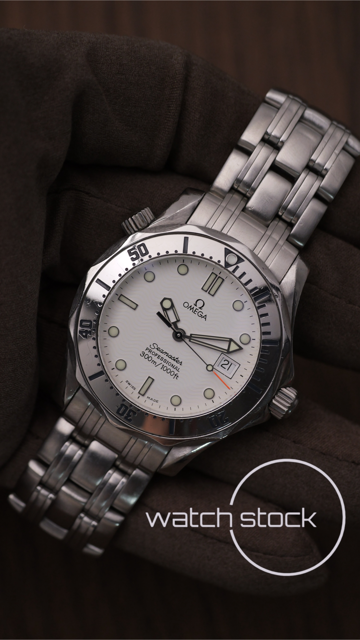 Omega seamaster 300m quartz (36mm) white dial