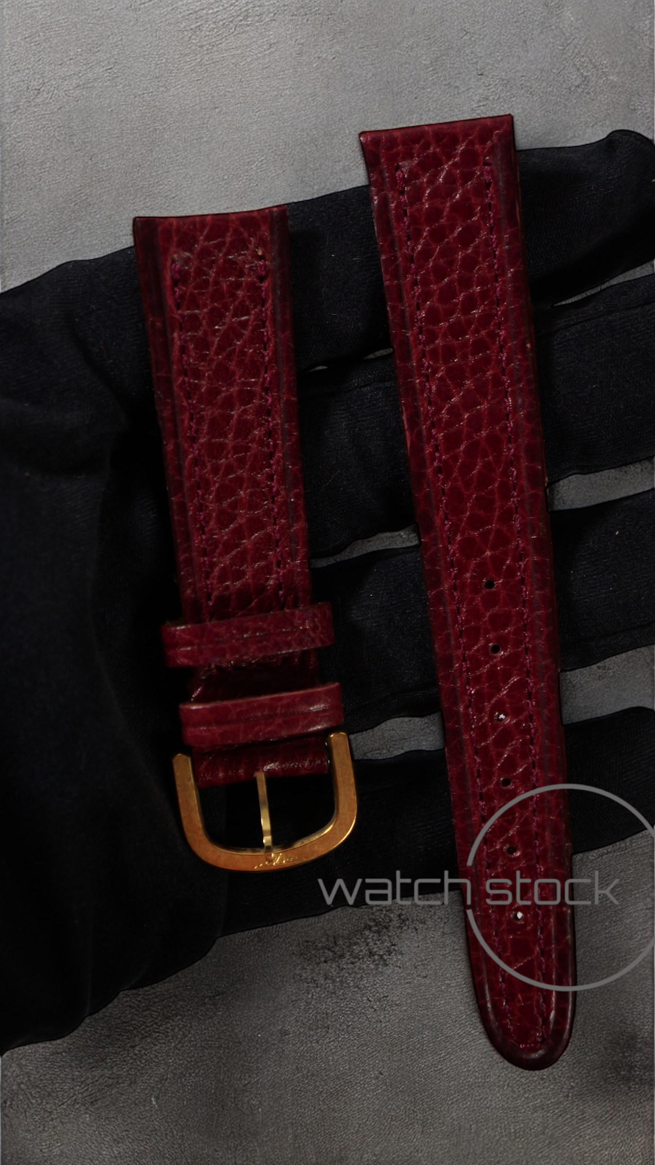 Cinturino Longines in pelle martellata rosso con fibbia loggata ansa 18mm