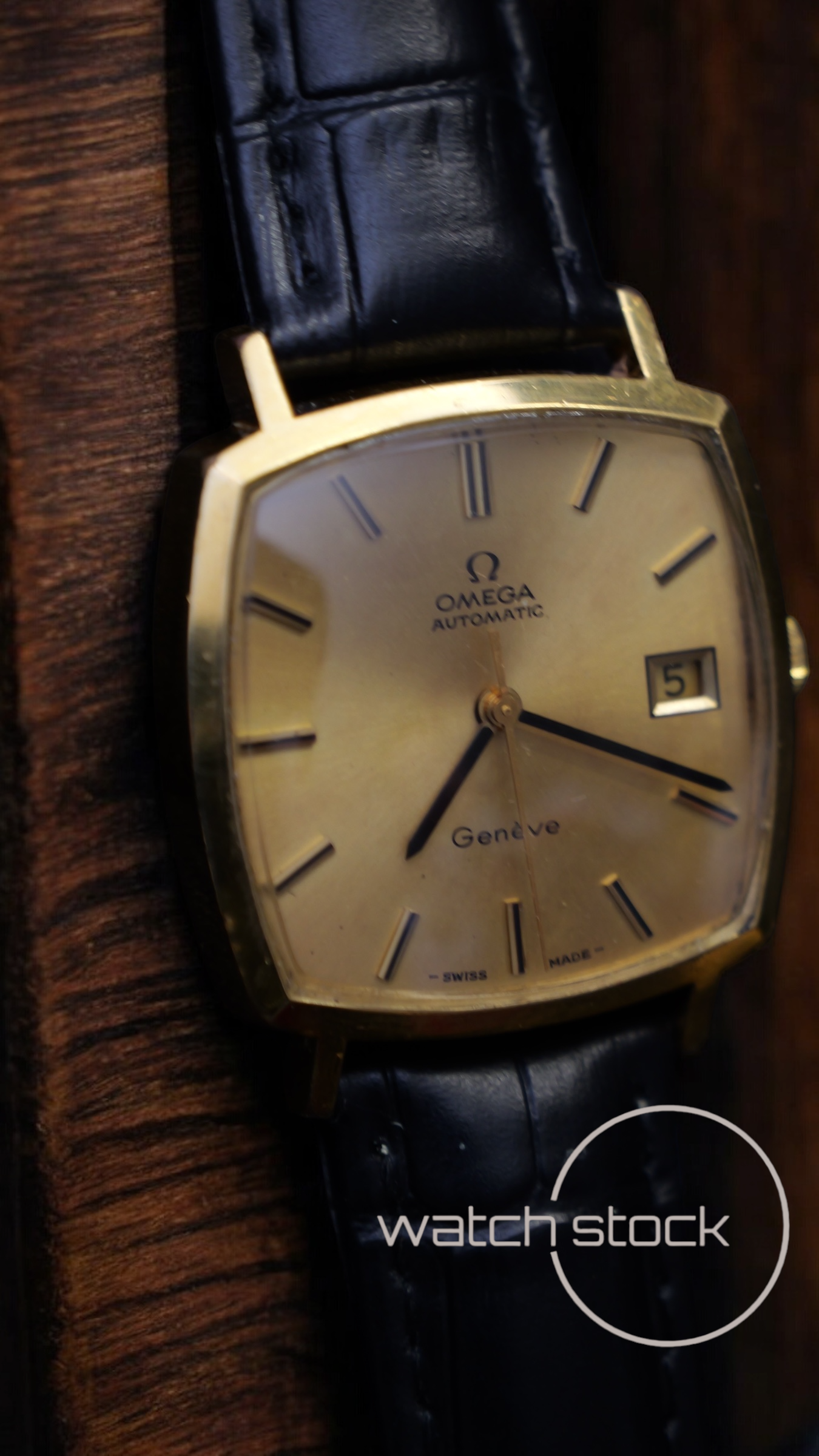 Omega geneve automatic vintage Dress Watch 35mm